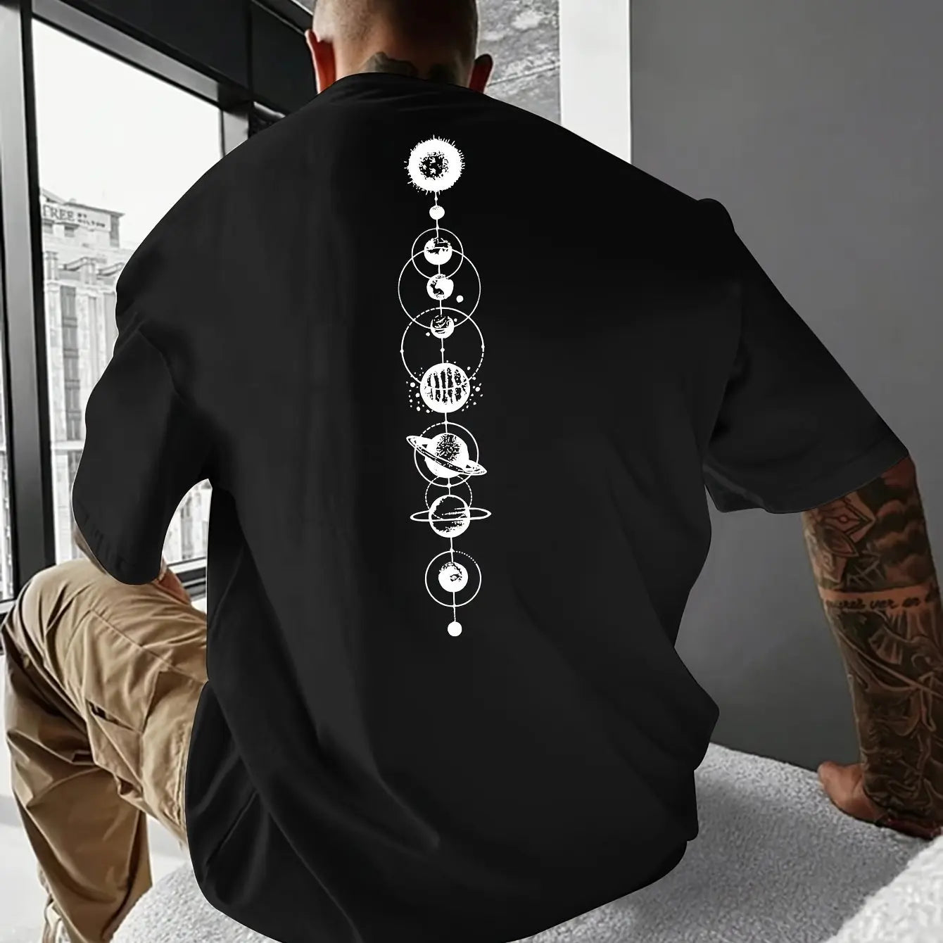 Men's Loose Planet Graphic T-shirt