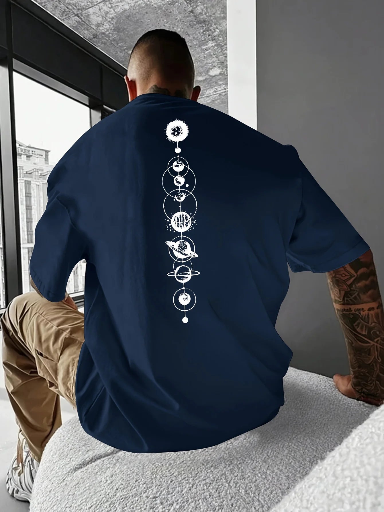 Men's Loose Planet Graphic T-shirt