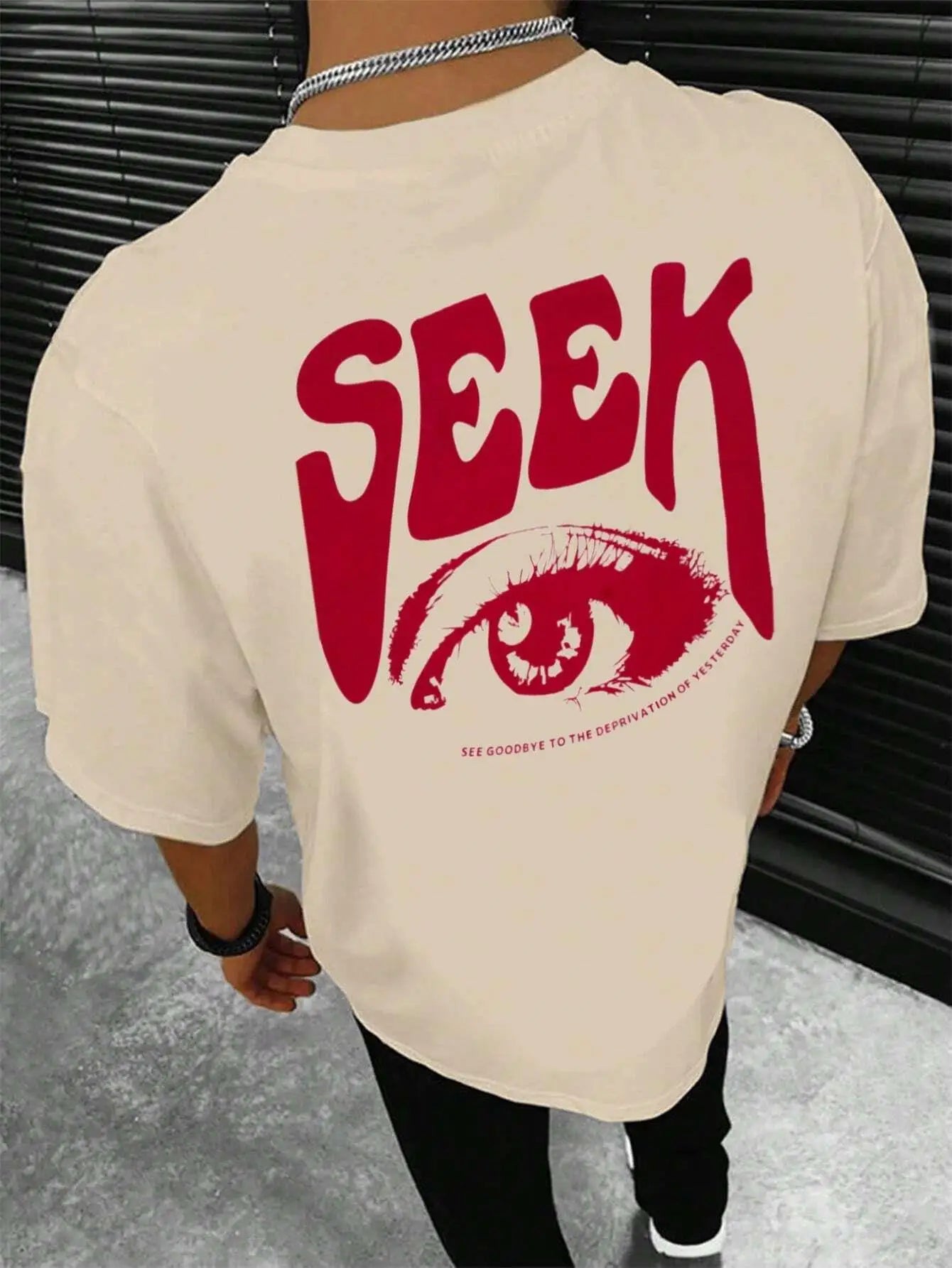 Seek Anticipated Gaze Printing T-Shirt