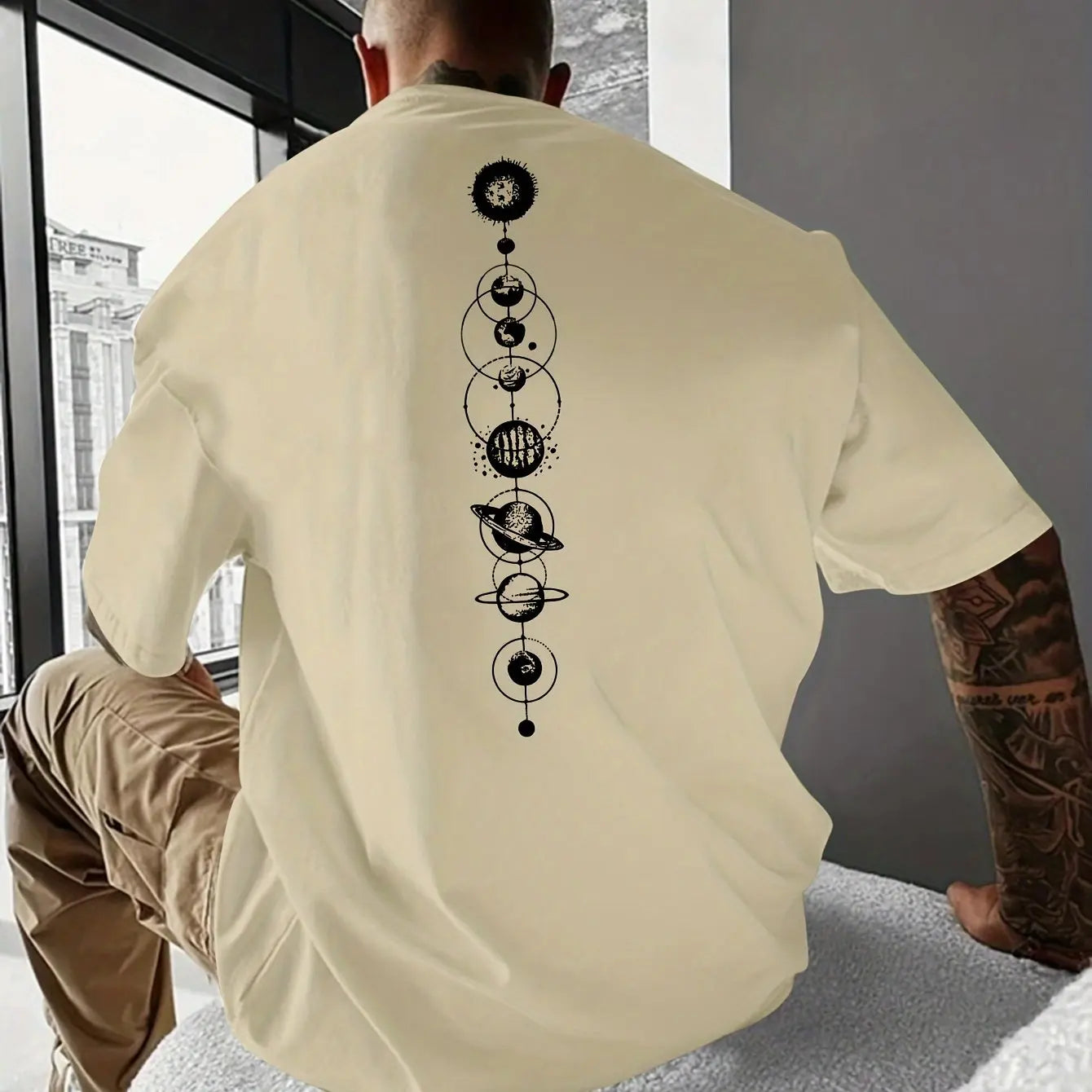 Men's Loose Planet Graphic T-shirt